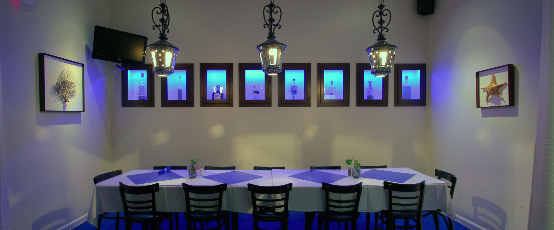 Restaurant private dining room design example